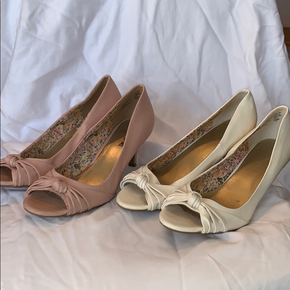 Women’s American Eagle Short Heels (rose & cream)